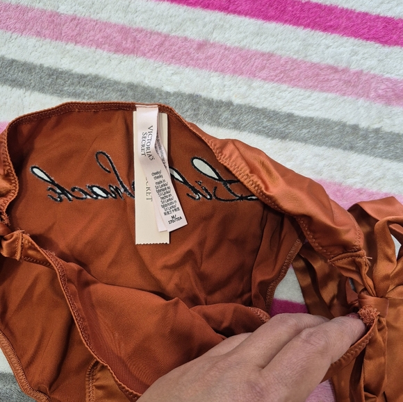 Victoria Secret Panty - Picture 5 of 5